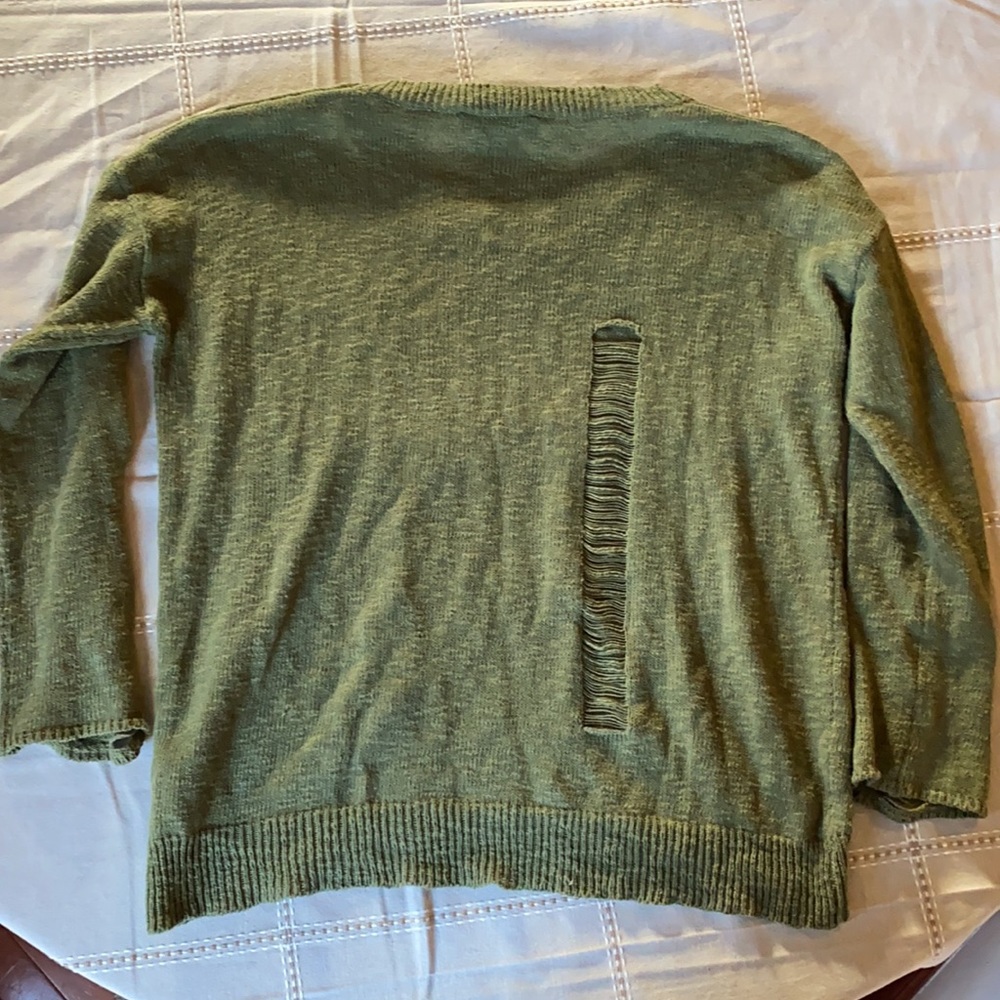 Distressed Sweater - Picture 7 of 7